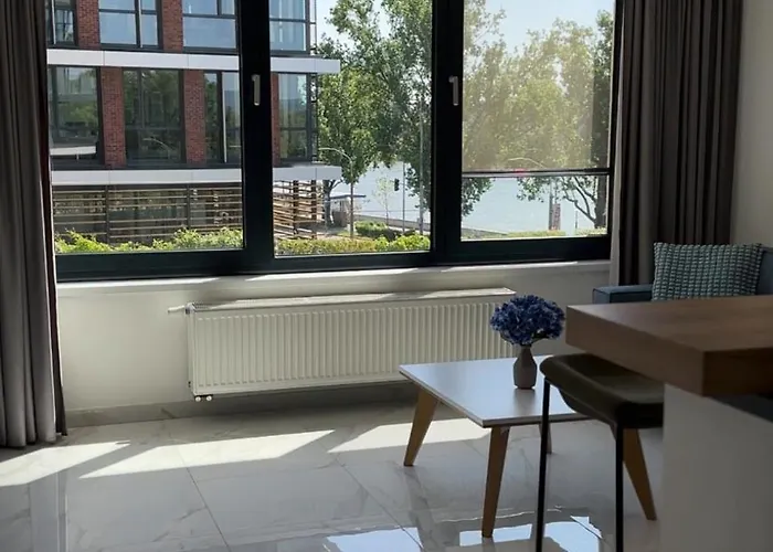 Skau Zuckermandel Danube View Free Parking